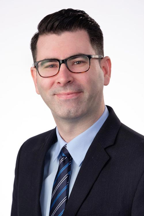 Andrew-Pfeifer_500x750-qual50
